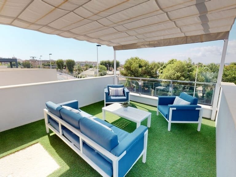 Villa for Sale in Torrevieja, Alicante 14