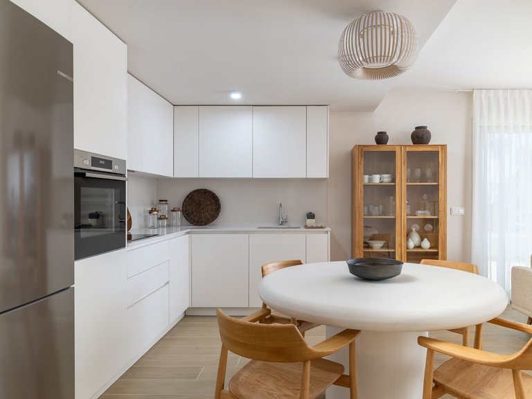 Modernos apartamentos y áticos en Calpe con piscina, gimnasio y solárium 11