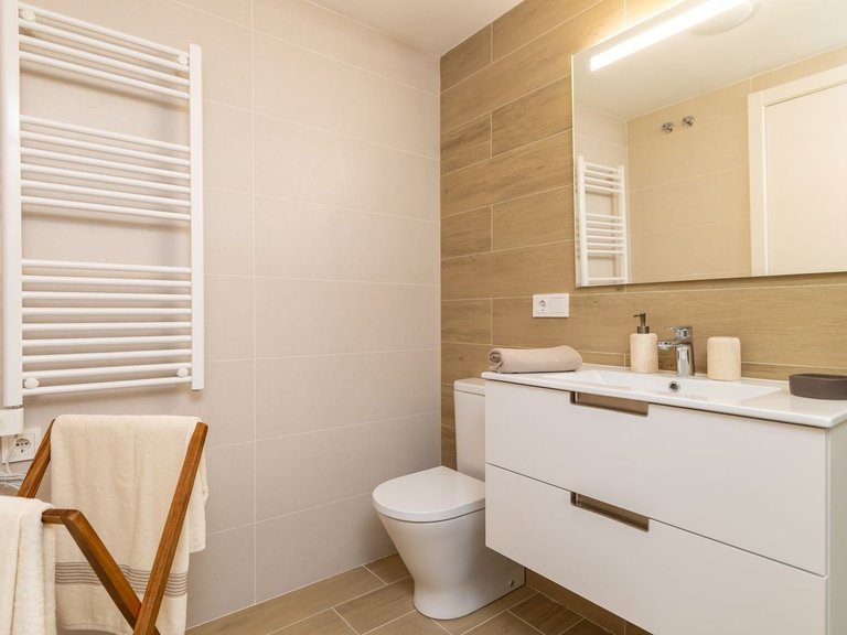 Modernos apartamentos y áticos en Calpe con piscina, gimnasio y solárium 20