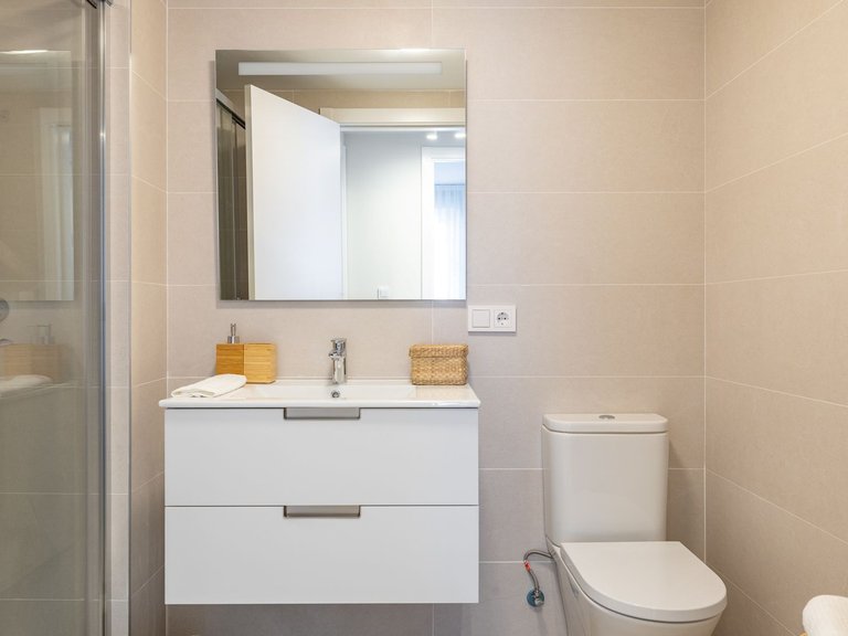 Modernos apartamentos y áticos en Calpe con piscina, gimnasio y solárium 24