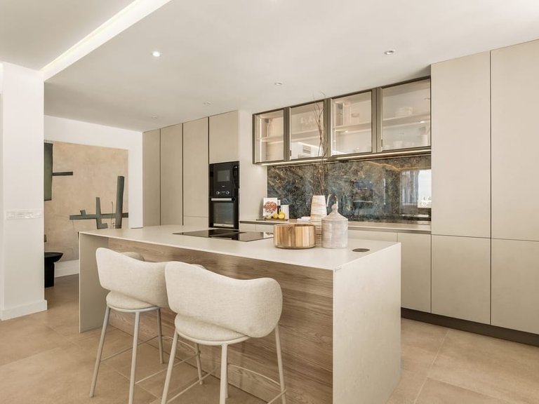 Apartment for Sale in Marbella, Malaga 13