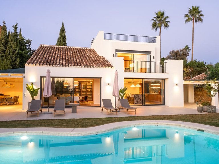 Villa for Sale in Marbella, Malaga 23