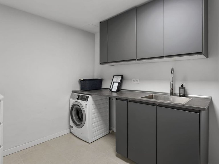 Villa for Sale in Marbella, Malaga 12