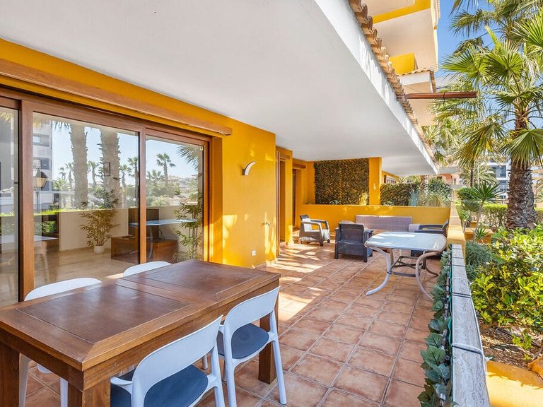 Apartment for Sale in Punta Prima, Alicante 11