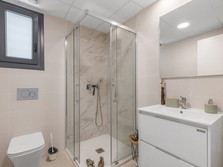 Apartment for Sale in Punta Prima, Alicante 21