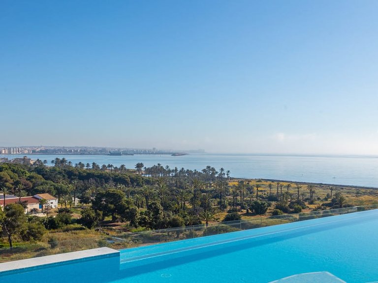 Apartment for Sale in Punta Prima, Alicante 1