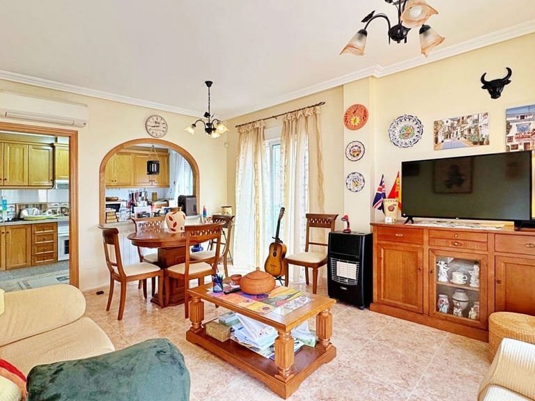 Villa for Sale in Villamartin, Alicante 13