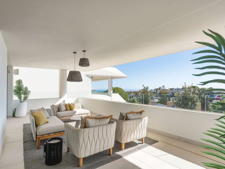 Villa for Sale in Marbella, Malaga 11