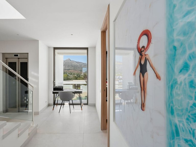 Villa for Sale in Marbella, Malaga 24