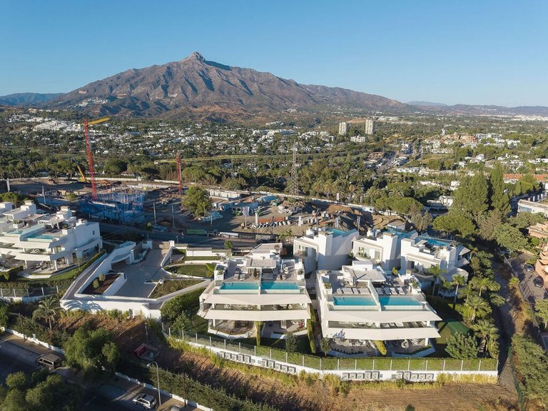Villa for Sale in Marbella, Malaga 4