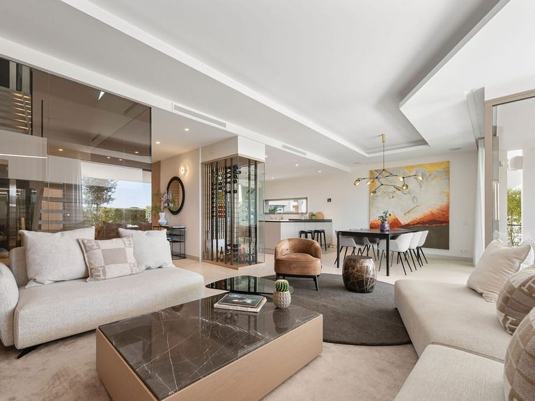 Villa for Sale in Marbella, Malaga 7
