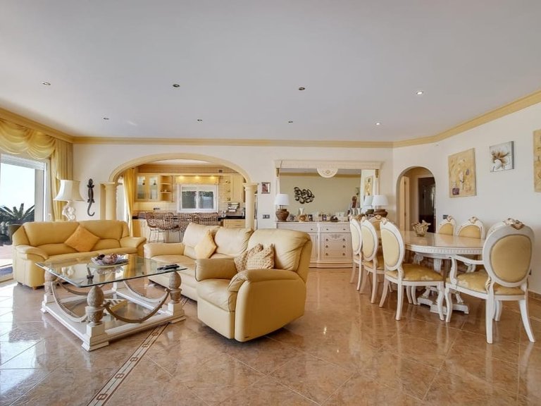 Villa for Sale in Moraira, Alicante 7