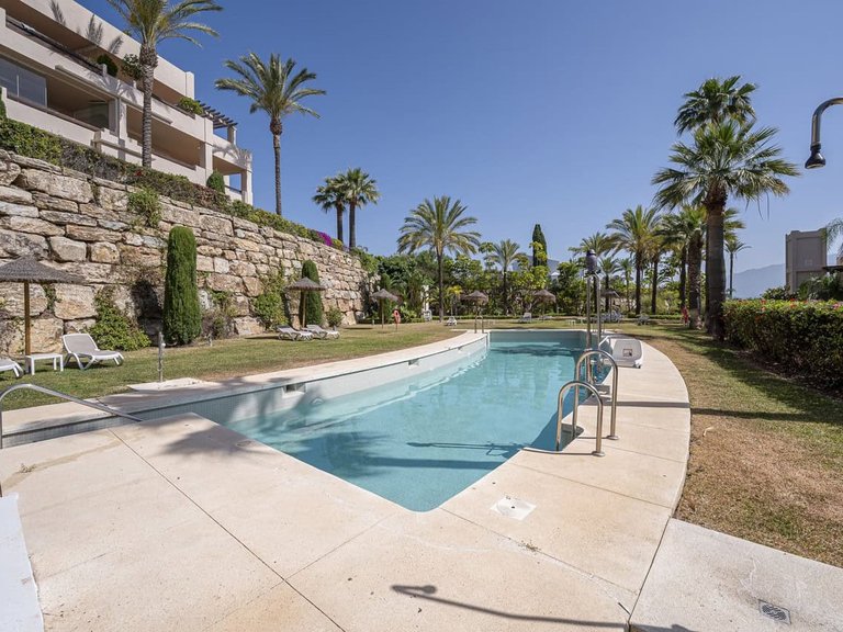 apartment for sale in El Paraiso, Malaga 109176 5