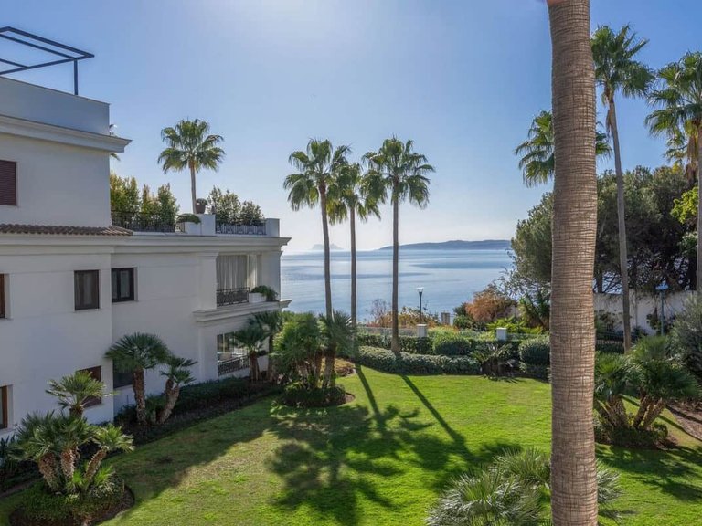 apartment for sale in Estepona, Malaga 493654 1