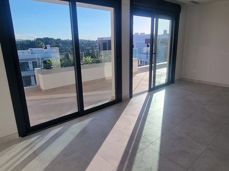 apartment for sale in Atalaya Isdabe, Malaga 948653 3