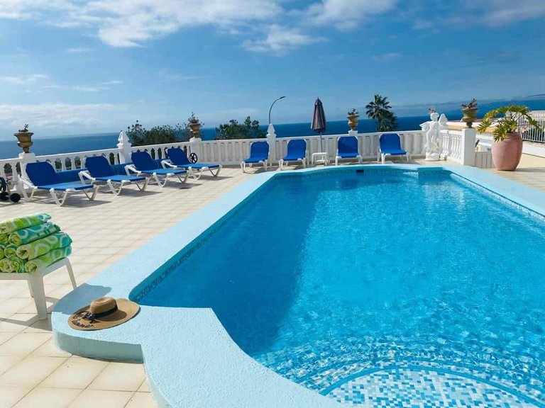 Villa for sale in Adeje, Tenerife 1504589 2