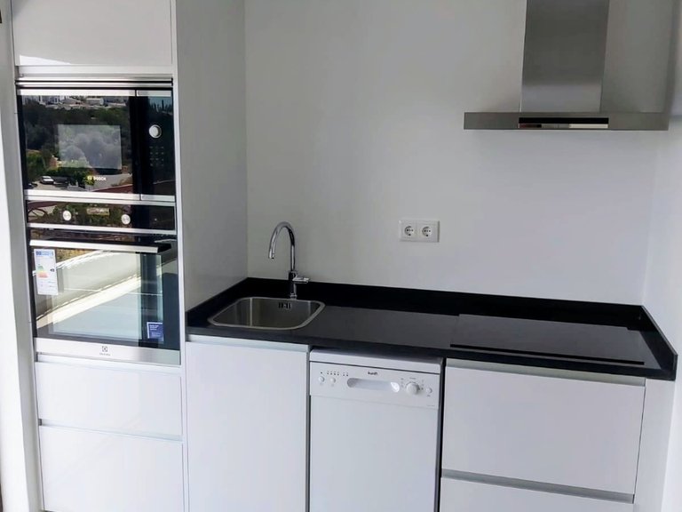 Charmant T1 non meublé à Portimão, Praia de Vau 2