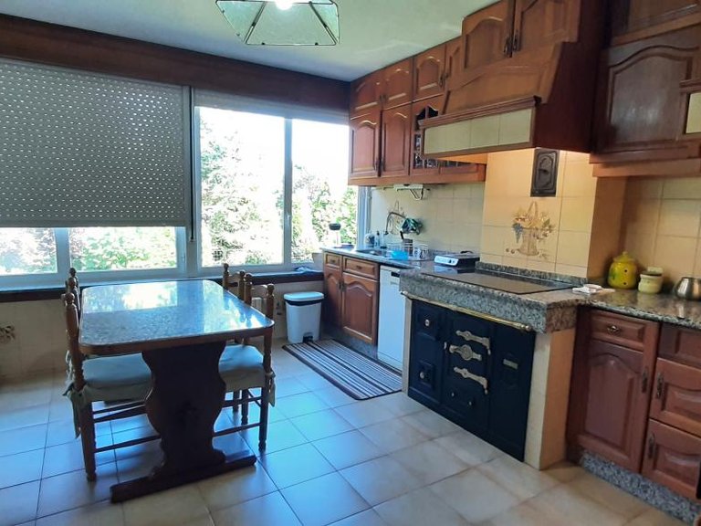 Villa for sale in Bergondo, La Coruña 2