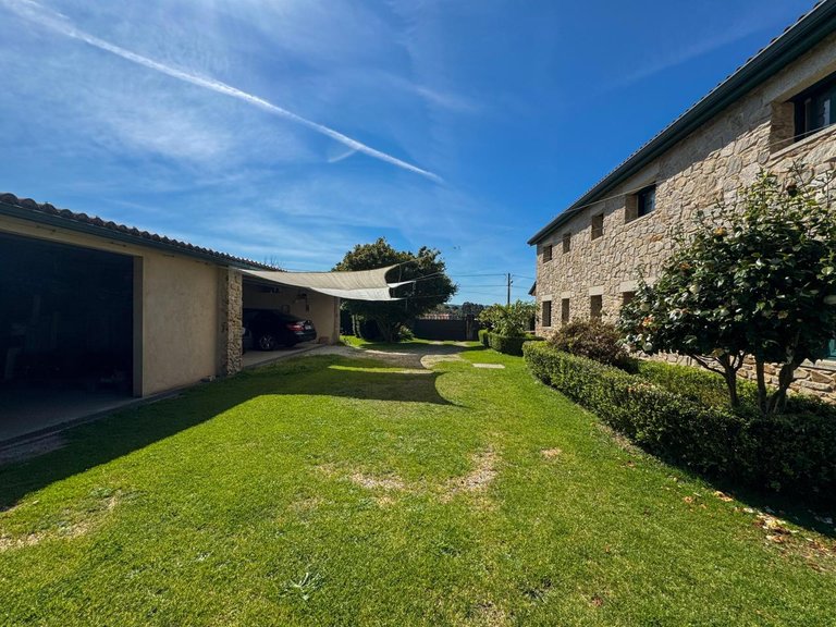 Villa for sale in Cabanas, La Coruña 4