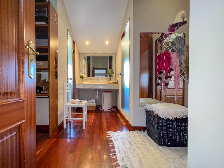 Villa for sale in Cabanas, La Coruña 14