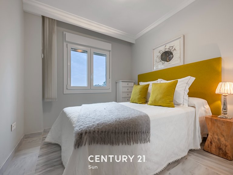 Apartment for sale in Puerto Banús, Nueva Andalucía, Marbella, Málaga 15