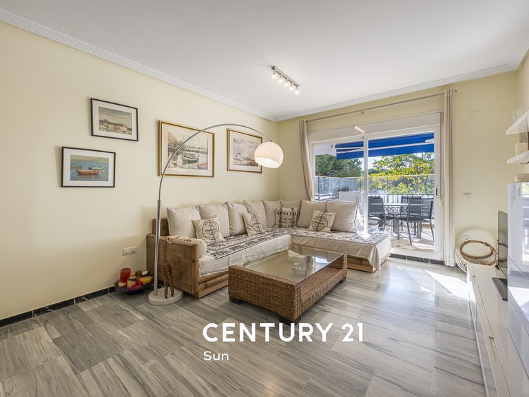 Apartment for sale in Puerto Banús, Málaga 15