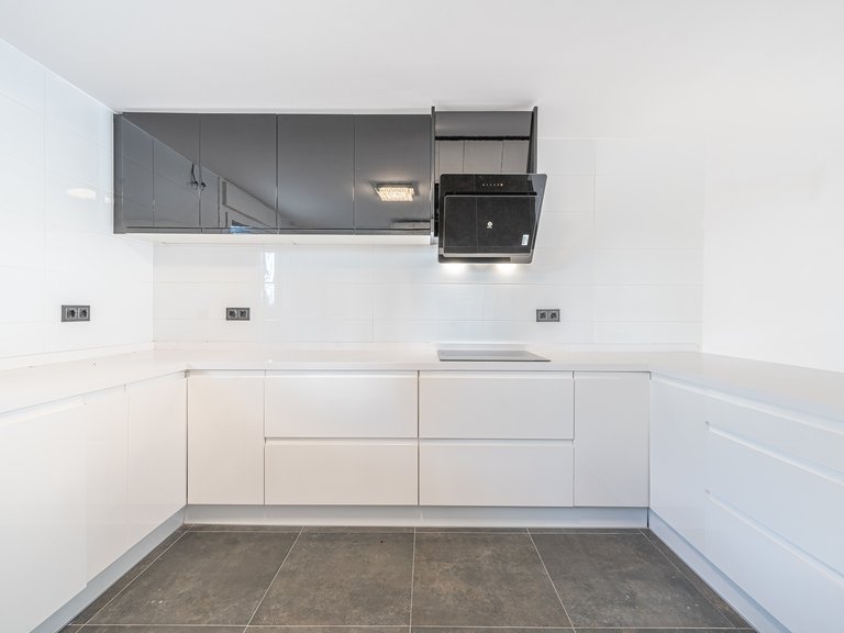 Townhouse for sale in Nueva Andalucía, Marbella, Málaga 10