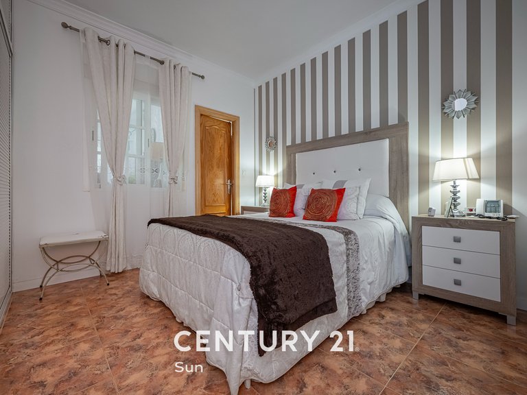 Apartment for sale in Nueva Andalucía, Marbella, Málaga 15