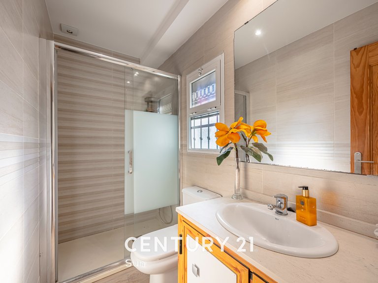 Apartment for sale in Nueva Andalucía, Marbella, Málaga 20