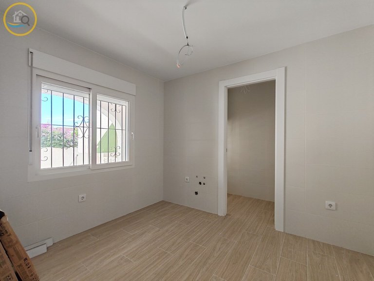 Apartment for sale in La Regia - Cablo Roig, Orihuela, Alicante 2