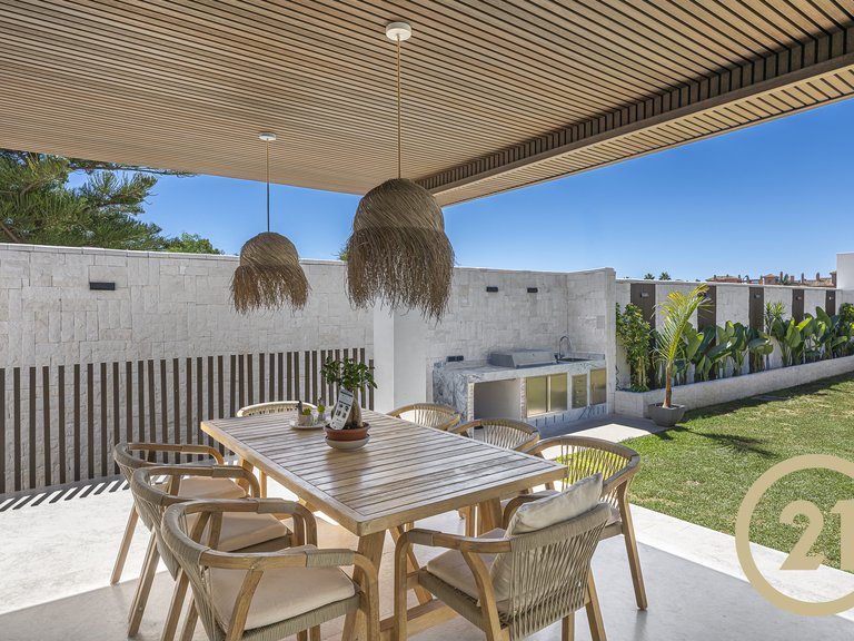 Villa for sale in Estepona, Málaga 7