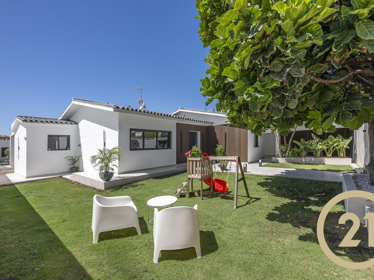 Villa for sale in Estepona, Málaga 16
