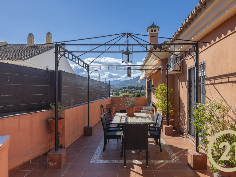 Villa for sale in San Pedro de Alcántara, Marbella, Málaga 4