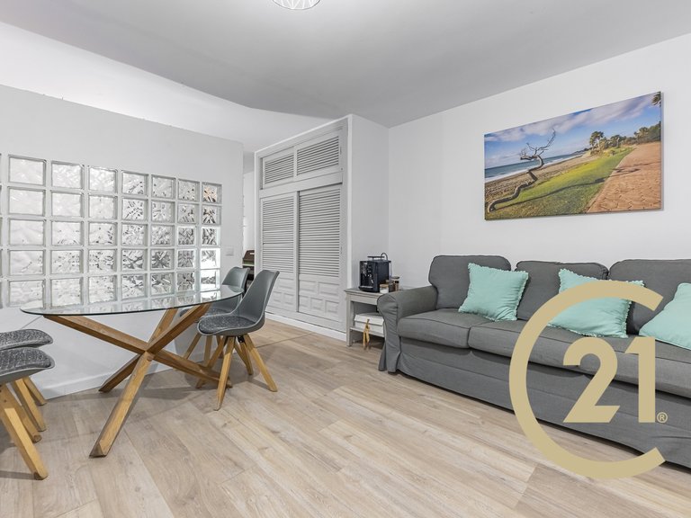 Apartment for sale in Estepona, Málaga 1
