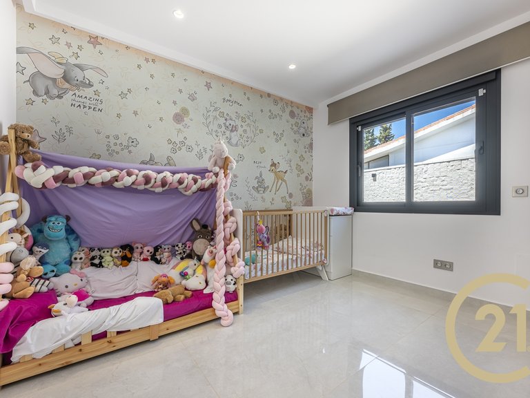 Villa for sale in Estepona, Málaga 20