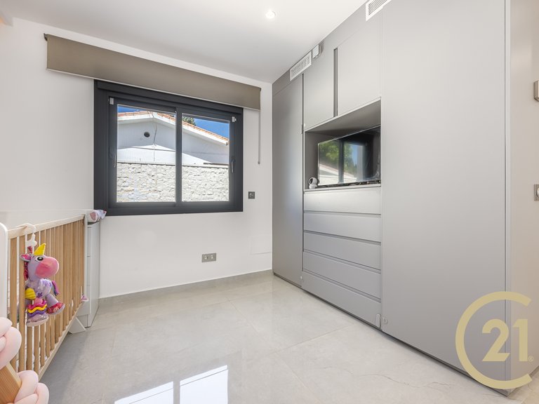 Villa for sale in Estepona, Málaga 21