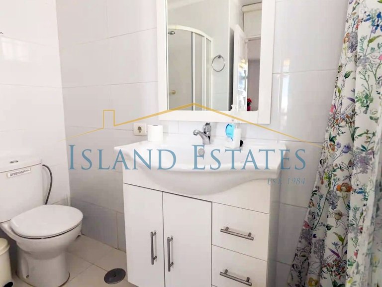 3 Bedroom Townhouse front line to the sea 15