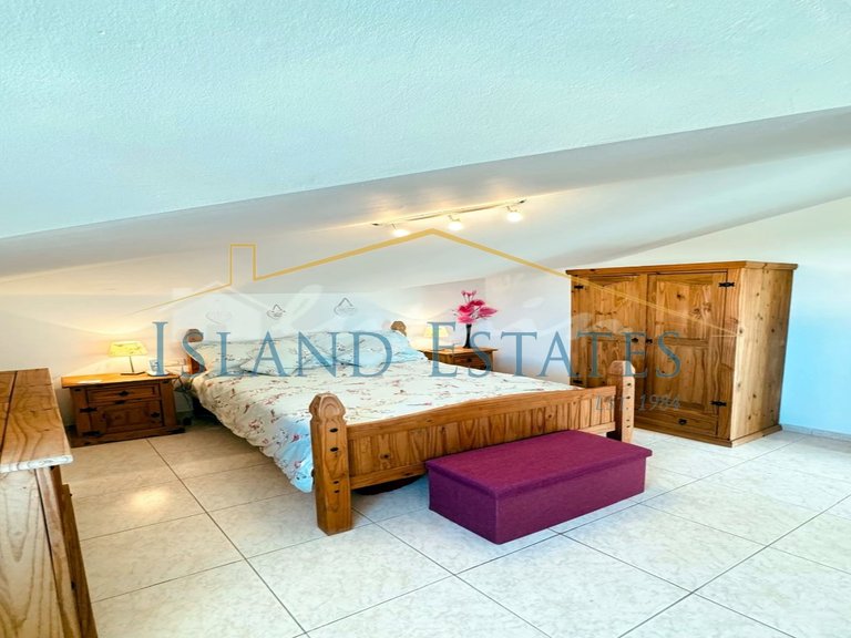 2 Bedroom Duplex in Los Cristianos, Tenerife 8