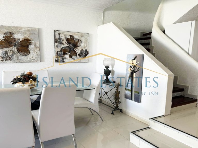 3 Bedroom Townhouse front line to the sea 3