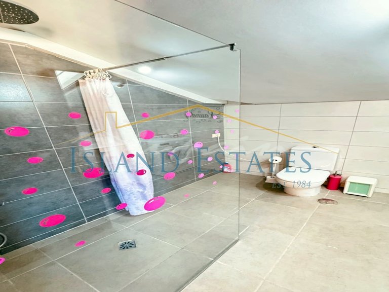 2 Bedroom Duplex in Los Cristianos, Tenerife 11