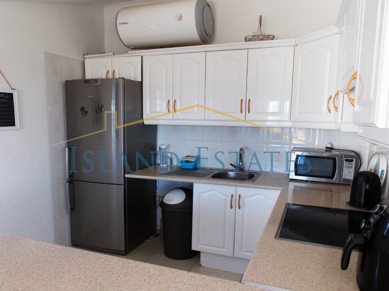 2 Bedroom Penthouse Apartment in Amarilla Golf, Tenerife South 8