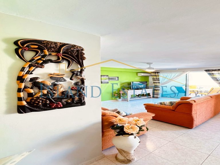 2 Bedroom Duplex in Los Cristianos, Tenerife 6