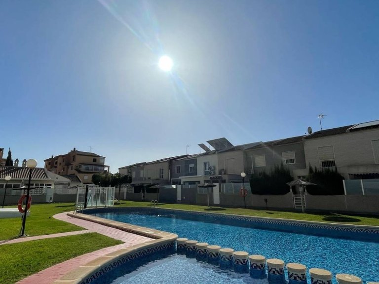Apartment for sale in Torrevieja, Alicante 2