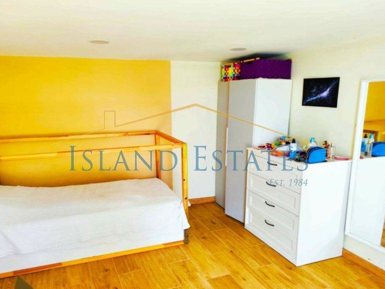 5 Bedroom Finca only 3 kilometres from the coast 12