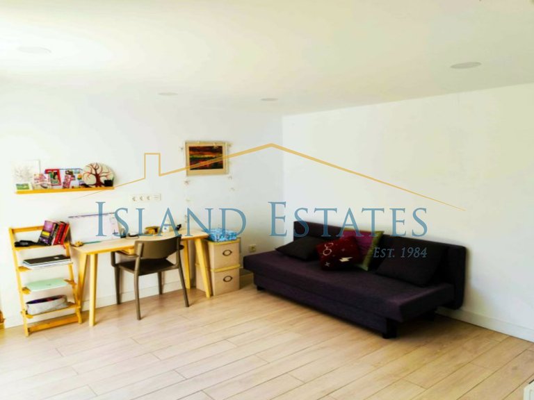 5 Bedroom Finca only 3 kilometres from the coast 11