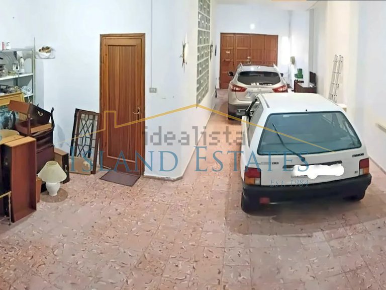 Unique Townhouse with Roof Terrace in Country Town 24