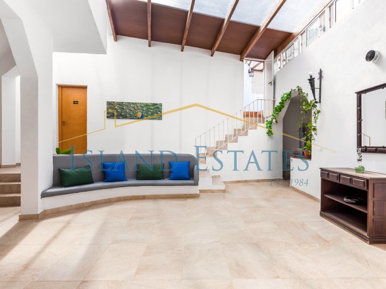 12 Bedroom townhouse in rural village - West Tenerife 6