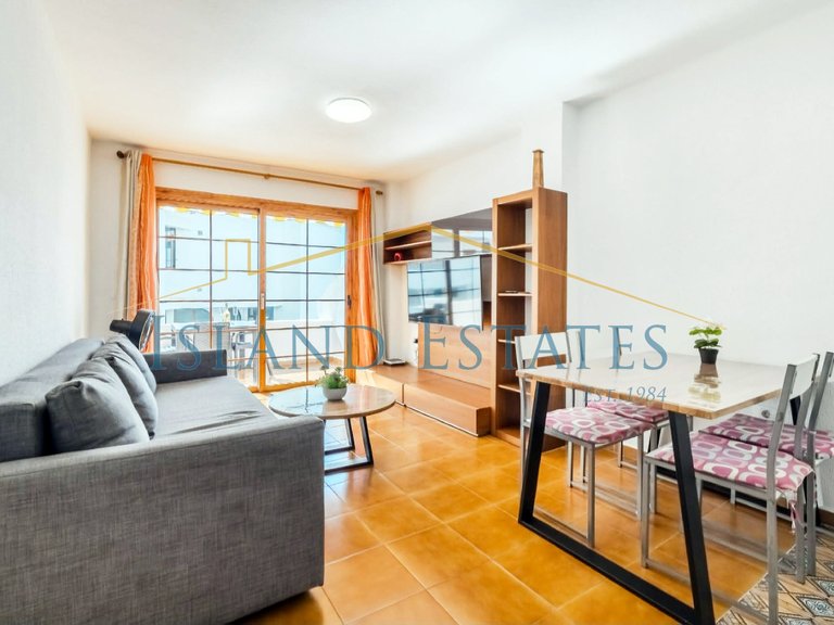 Refurbished 1 Bedroom Apartment in Tenerife South 2