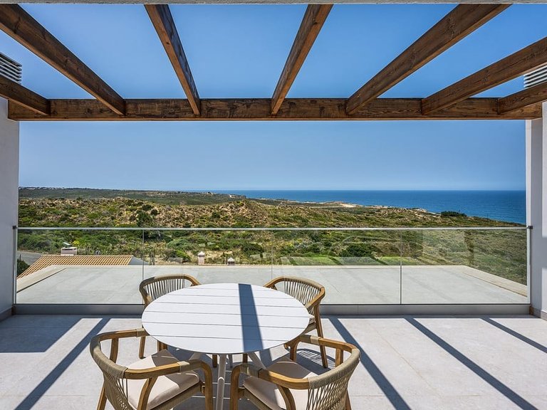 Villa for Sale in Aljezur, Algarve 4