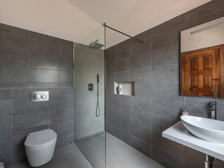 Villa for Sale in Lagoa, Algarve 17